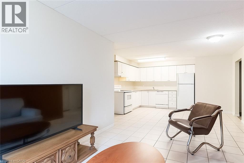 261 LESTER Street Unit# 301 thumbnail 11