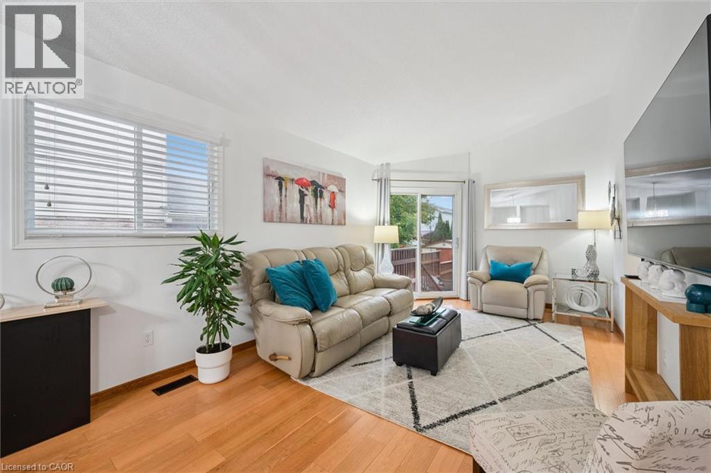 267 GREY FOX Drive thumbnail 9