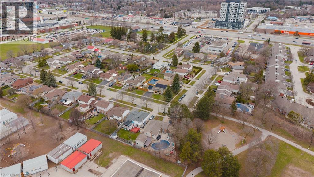 143 ST JEROME Crescent thumbnail 40