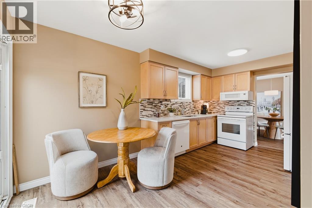 143 ST JEROME Crescent thumbnail 16