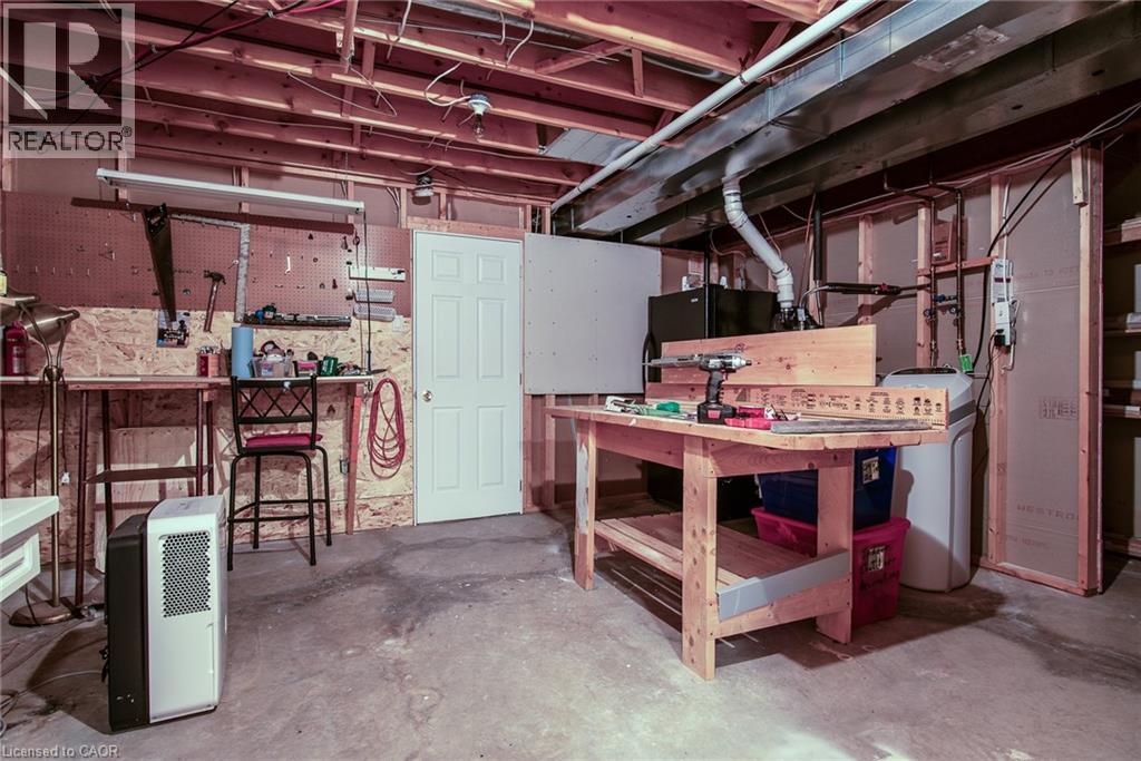 372 GATESTONE Boulevard thumbnail 39