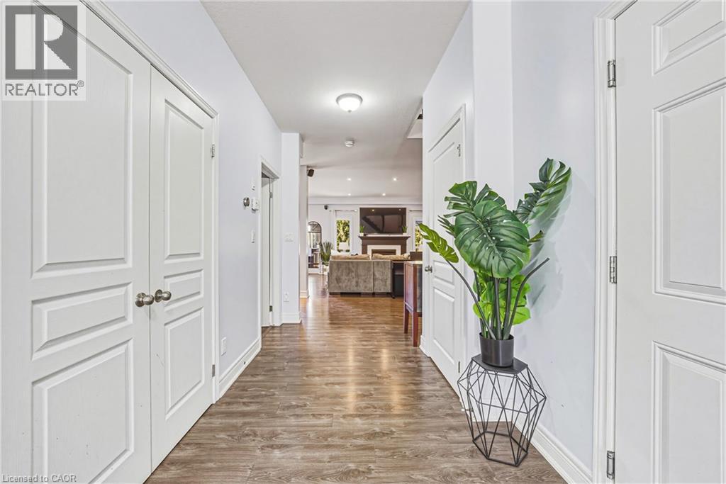 219 WALKER Street thumbnail 4