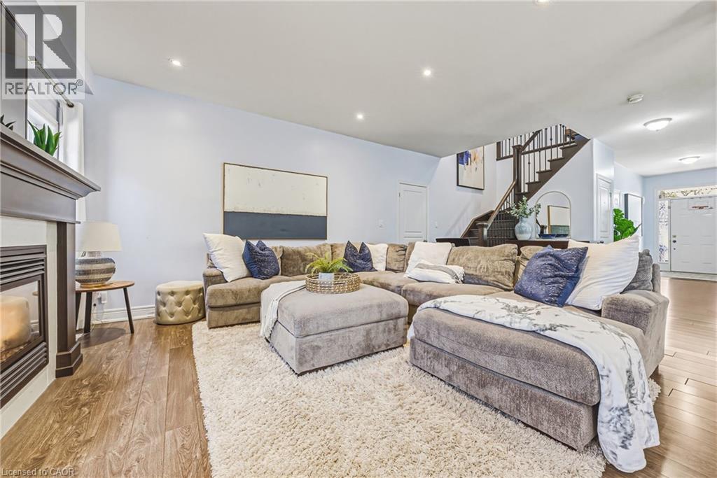 219 WALKER Street thumbnail 6