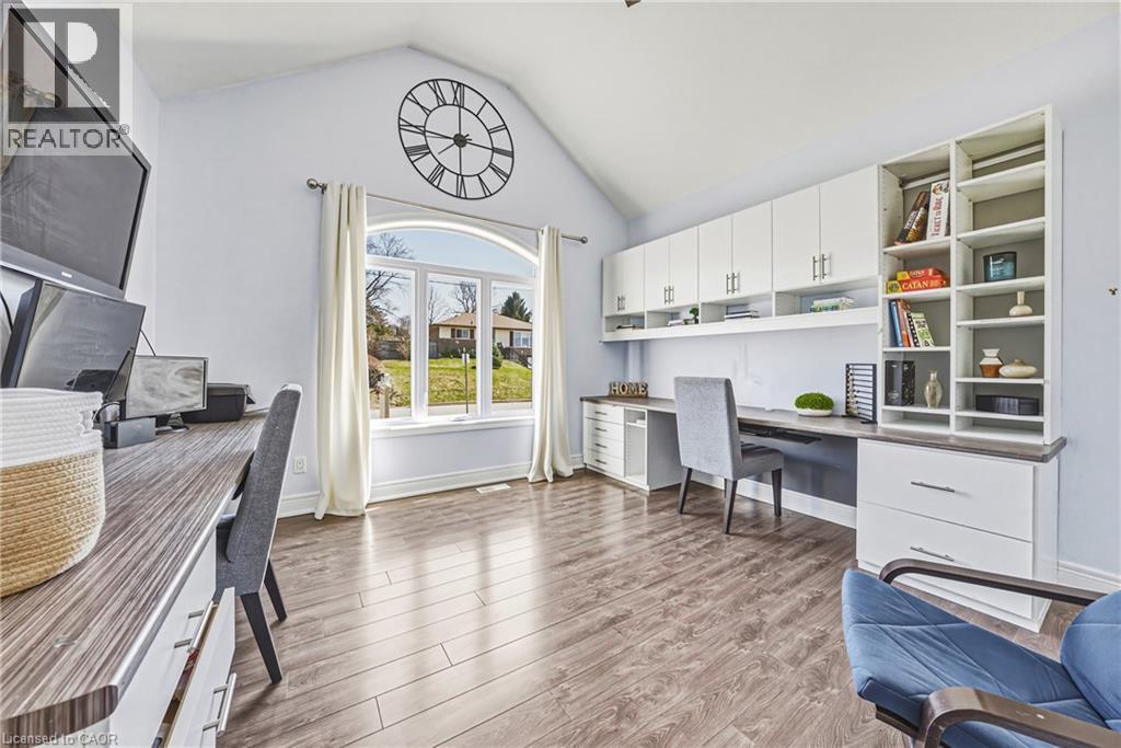 219 WALKER Street thumbnail 13