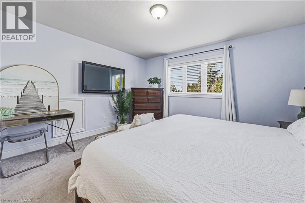 219 WALKER Street thumbnail 23