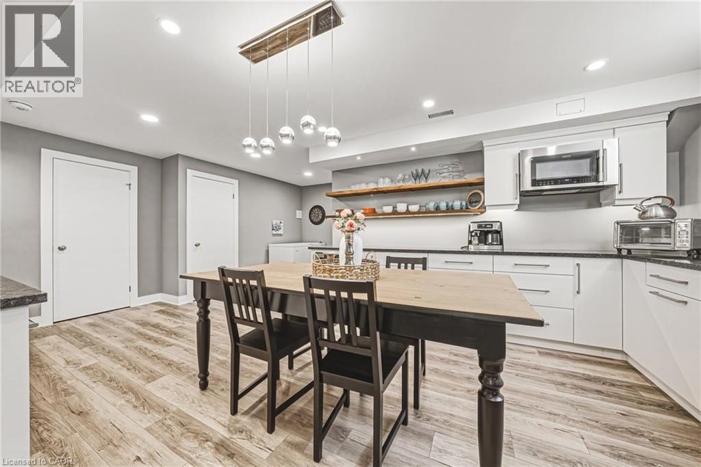 219 WALKER Street thumbnail 30