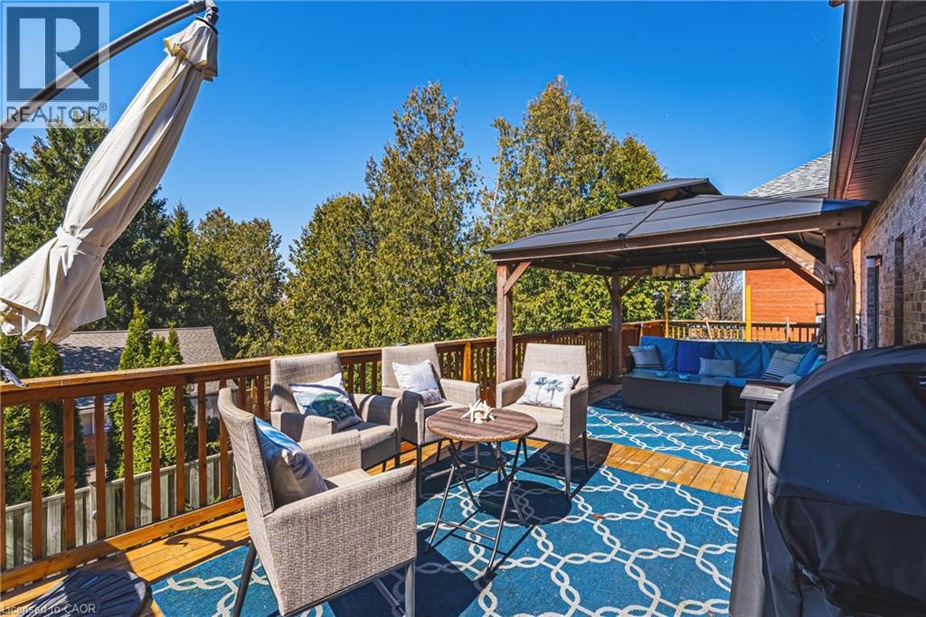 219 WALKER Street thumbnail 41