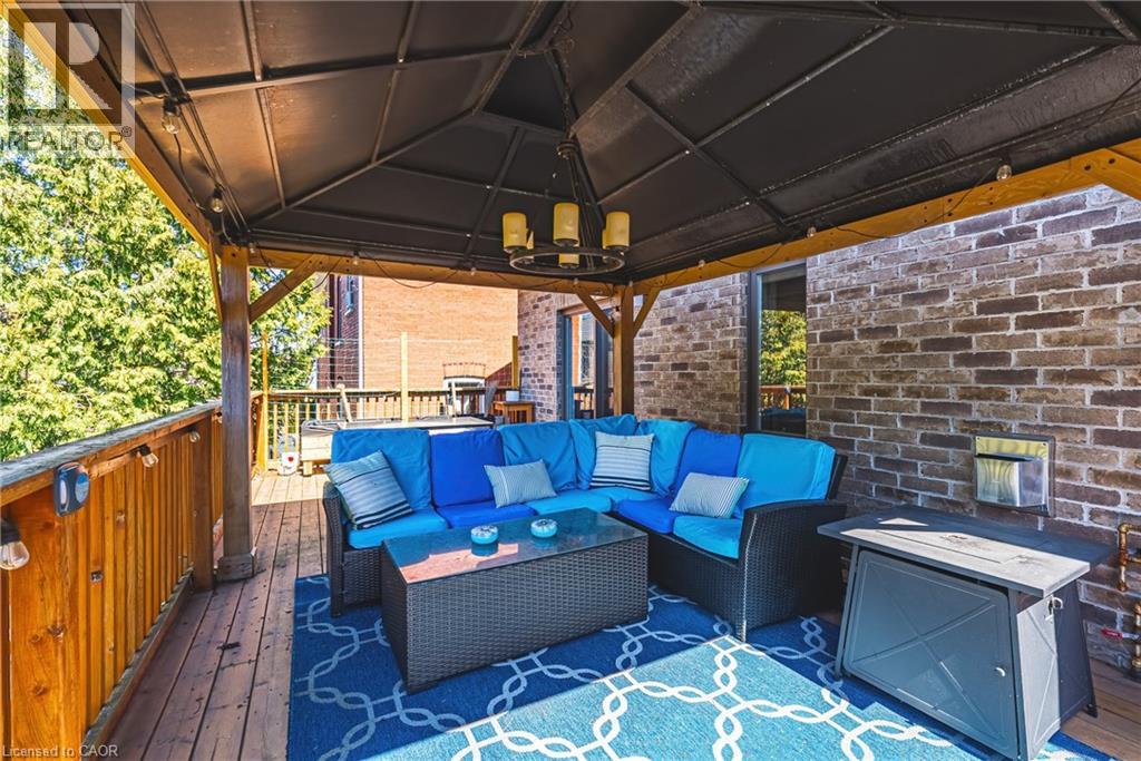 219 WALKER Street thumbnail 43