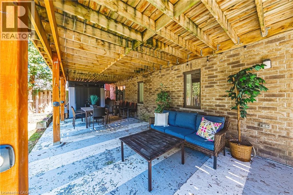 219 WALKER Street thumbnail 45