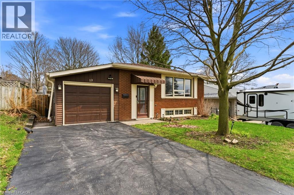 13 GREENWOOD Drive thumbnail 2