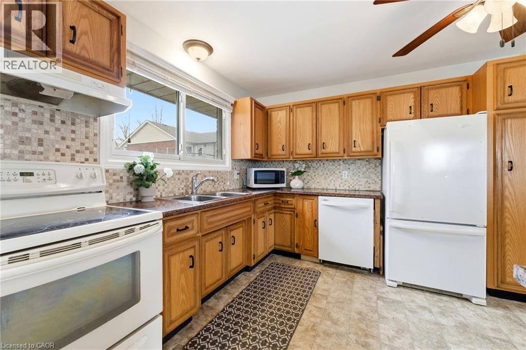 13 GREENWOOD Drive thumbnail 8