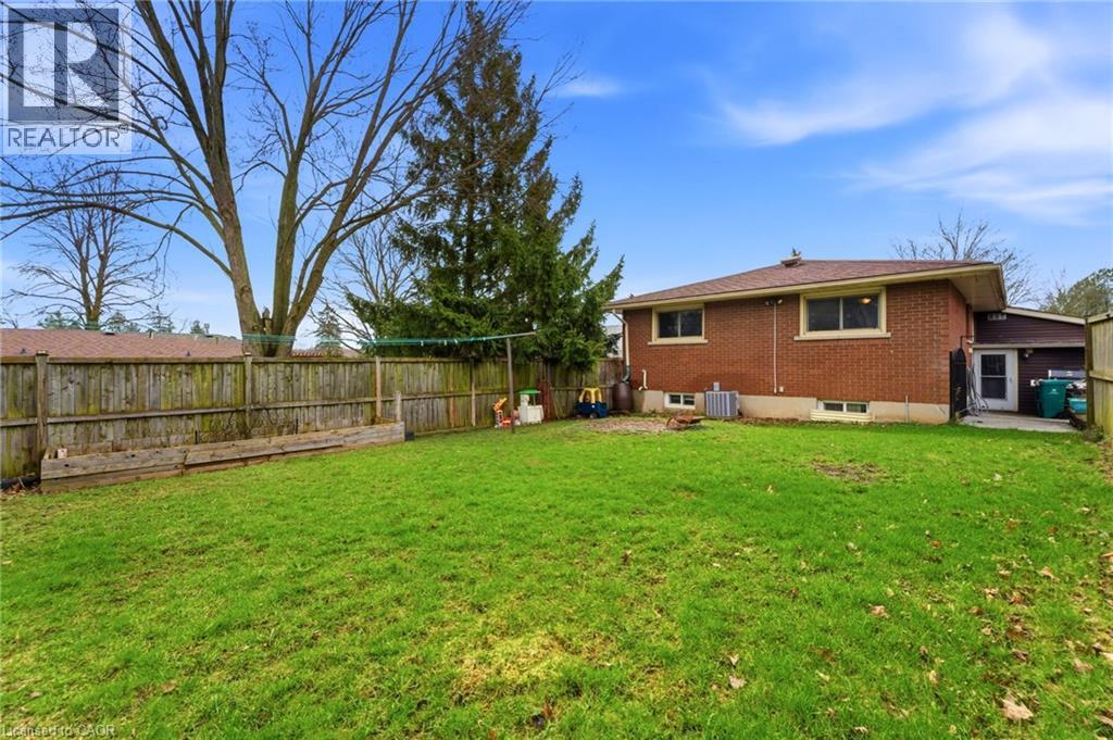 13 GREENWOOD Drive thumbnail 28