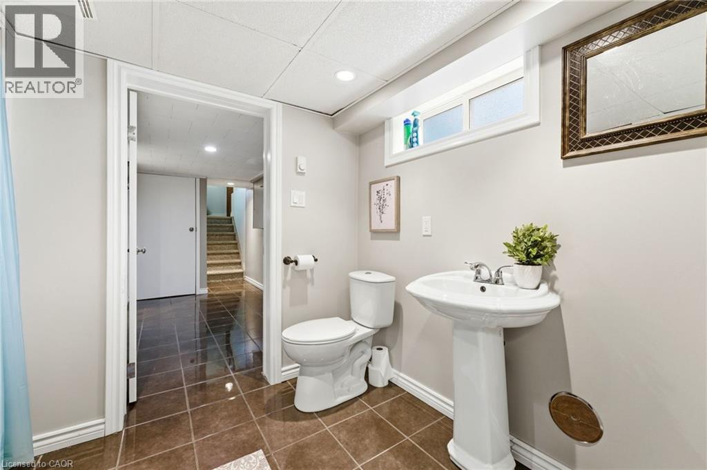 13 GREENWOOD Drive thumbnail 24