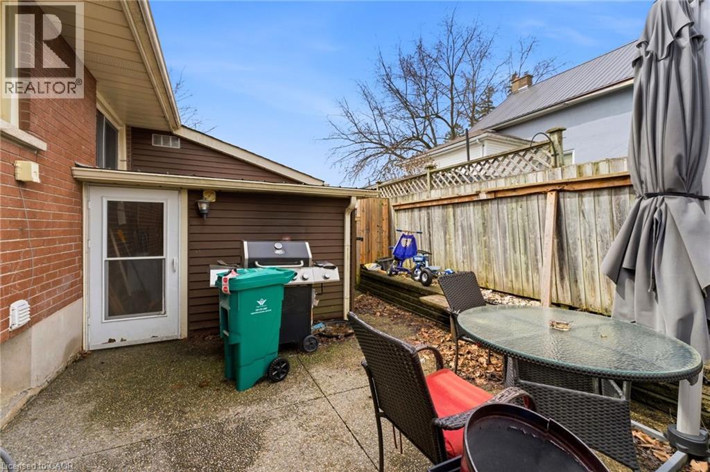 13 GREENWOOD Drive thumbnail 26