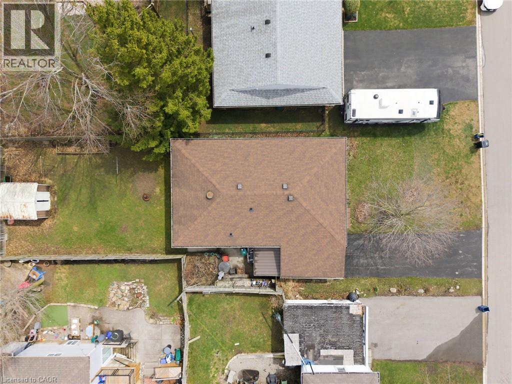 13 GREENWOOD Drive thumbnail 33