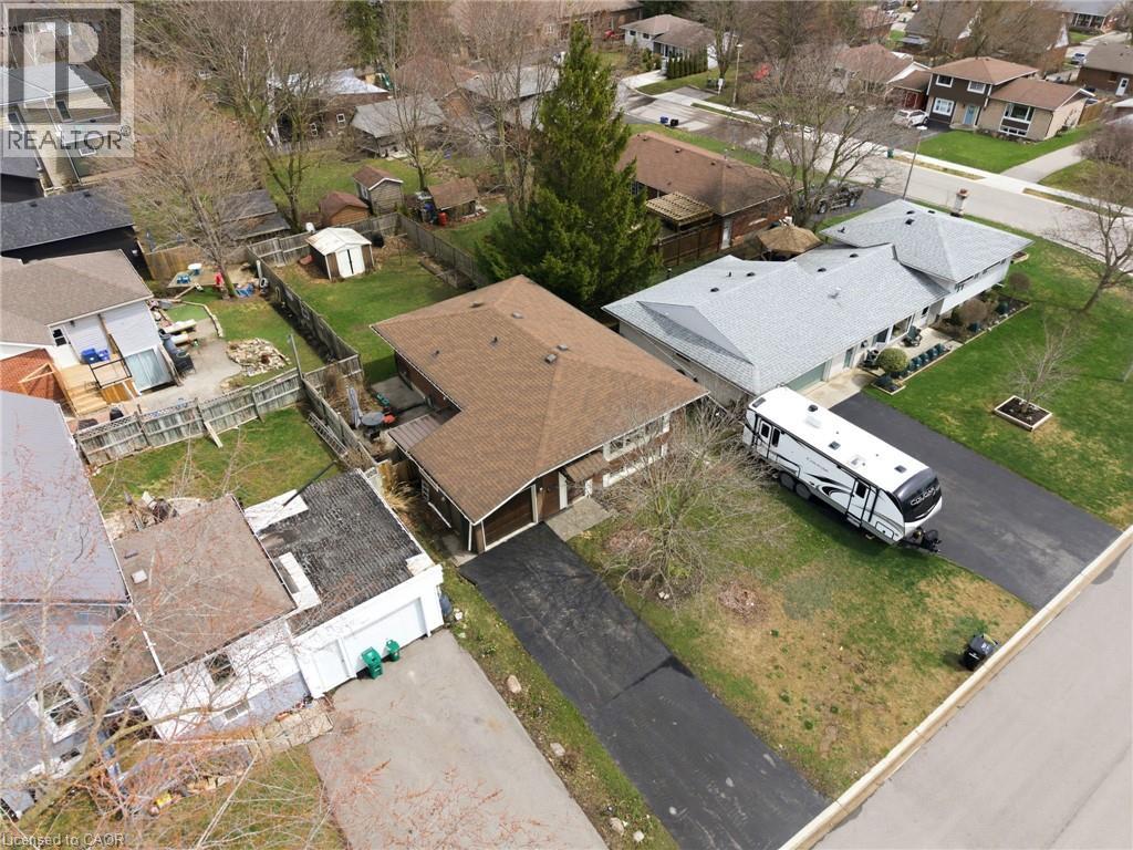 13 GREENWOOD Drive thumbnail 31