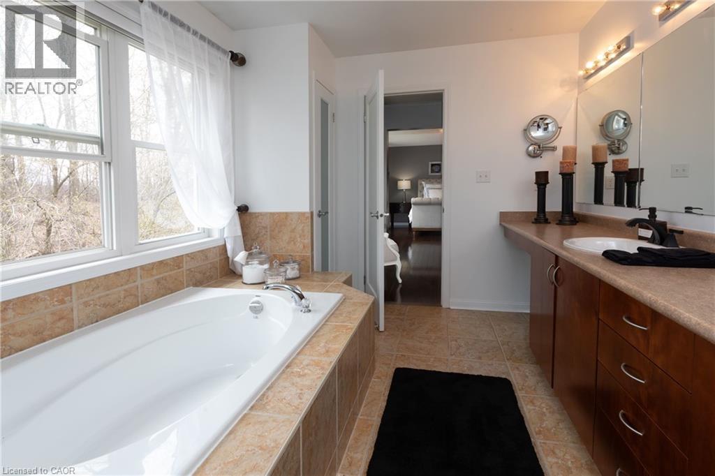 103 GLAZEBROOK Crescent thumbnail 27