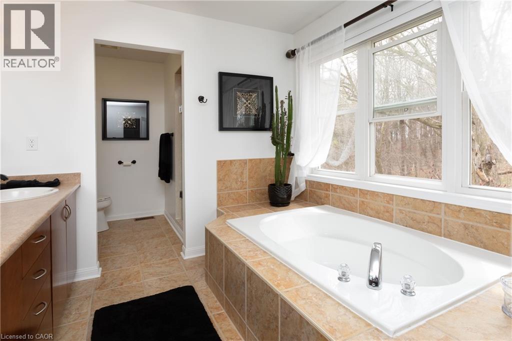 103 GLAZEBROOK Crescent thumbnail 25