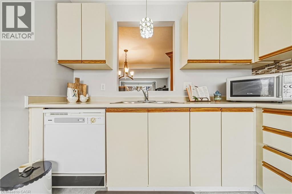 26 POPLAR Drive Unit# 25 thumbnail 7