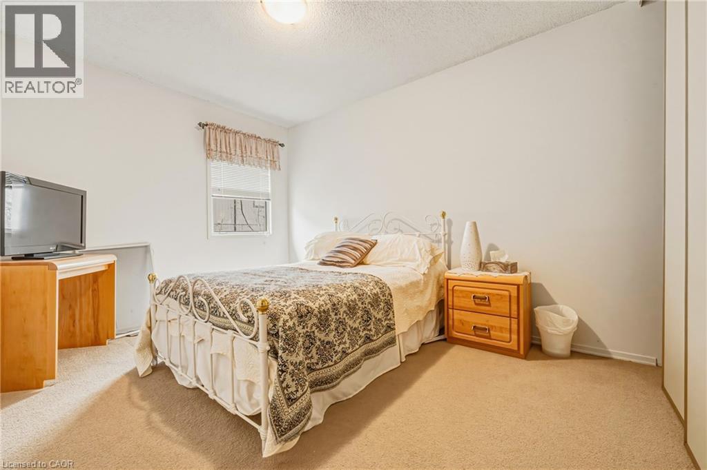 26 POPLAR Drive Unit# 25 thumbnail 23