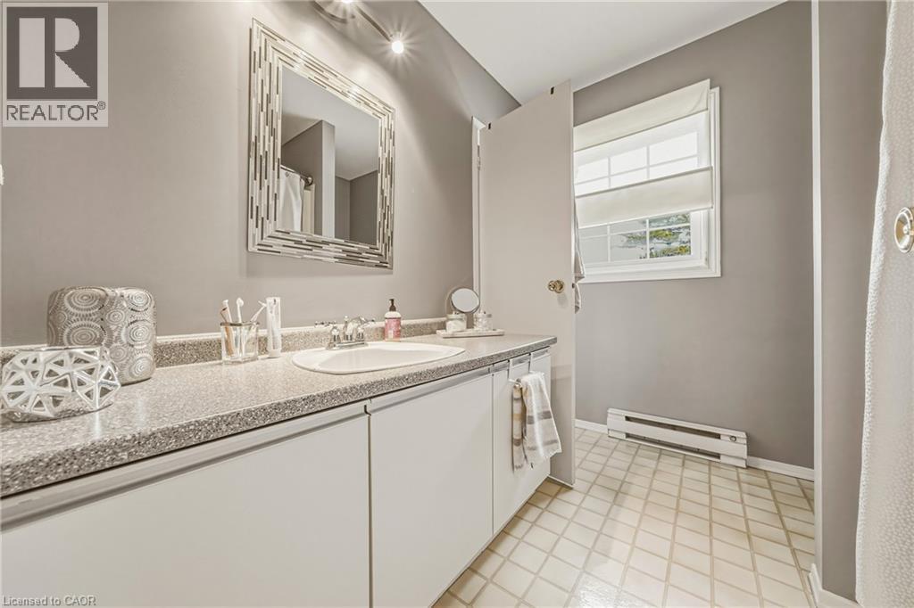 26 POPLAR Drive Unit# 25 thumbnail 18