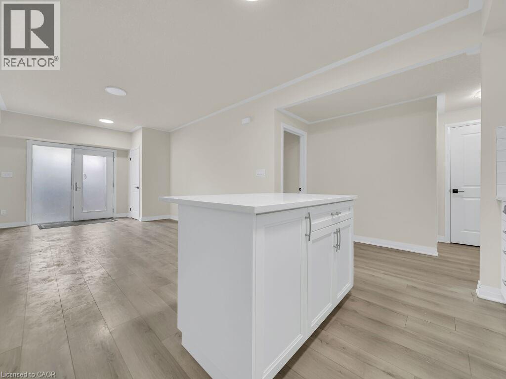 142 FOAMFLOWER Place Unit# C 41 thumbnail 14