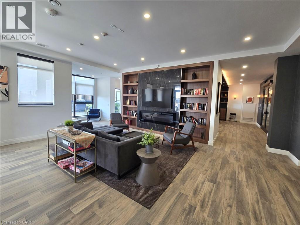 181 KING Street S Unit# 1812 thumbnail 15