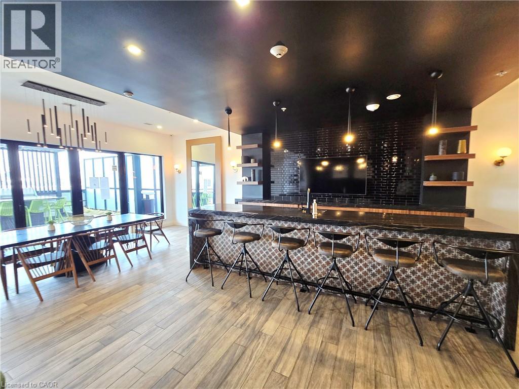 181 KING Street S Unit# 1812 thumbnail 16