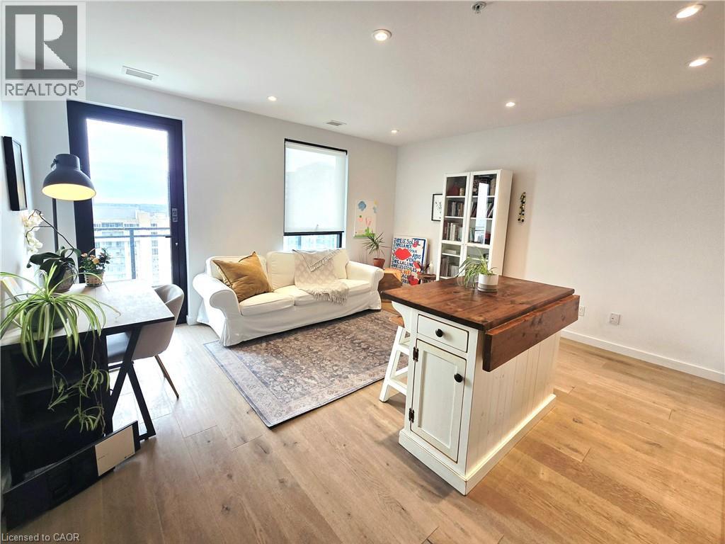 181 KING Street S Unit# 1812 thumbnail 5