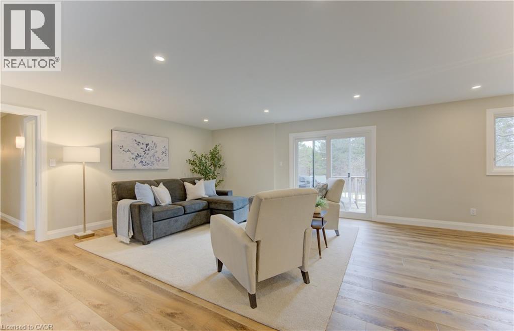 395 WARRINGTON Drive thumbnail 10