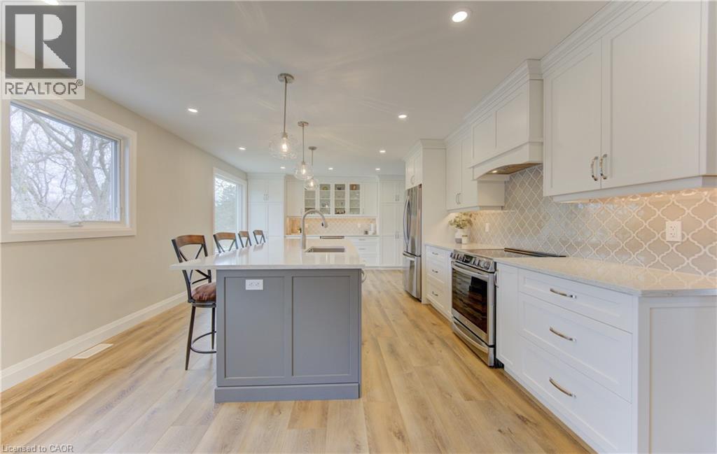 395 WARRINGTON Drive thumbnail 14