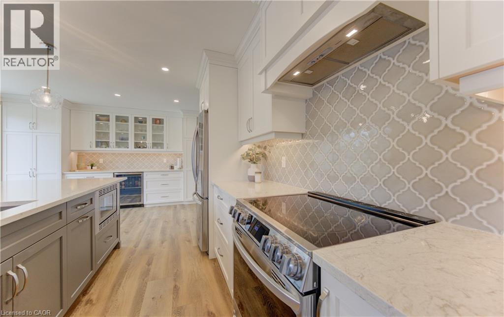 395 WARRINGTON Drive thumbnail 16