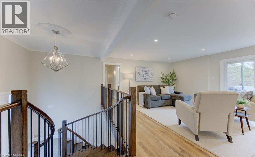 395 WARRINGTON Drive thumbnail 8