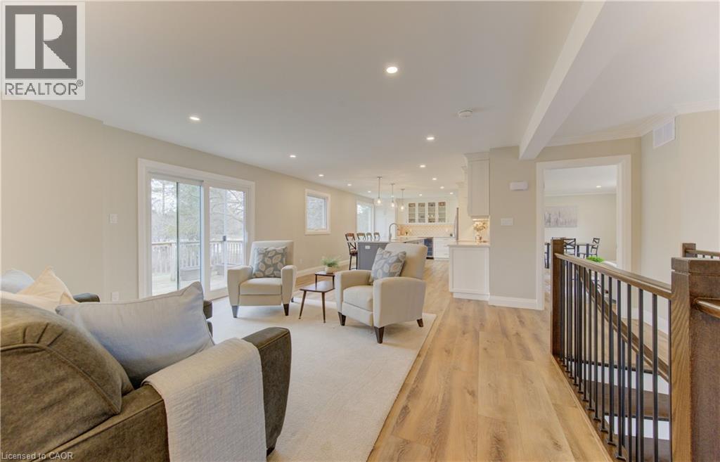 395 WARRINGTON Drive thumbnail 9