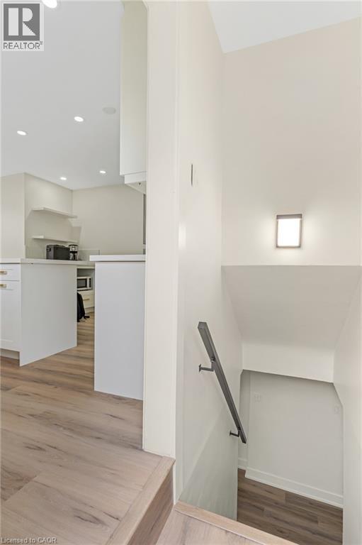 844 STIRLING Avenue S thumbnail 21