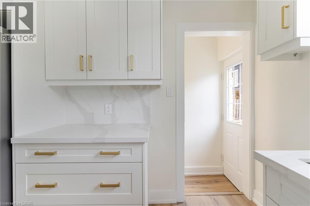 844 STIRLING Avenue S thumbnail 12