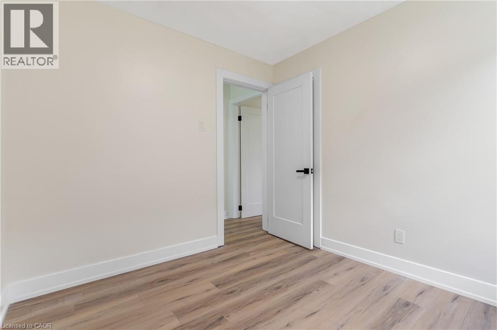 844 STIRLING Avenue S thumbnail 17