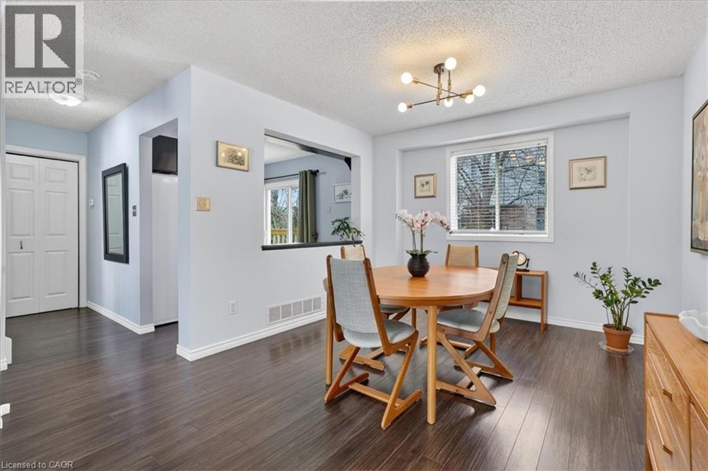 636 GRANGE Crescent thumbnail 12