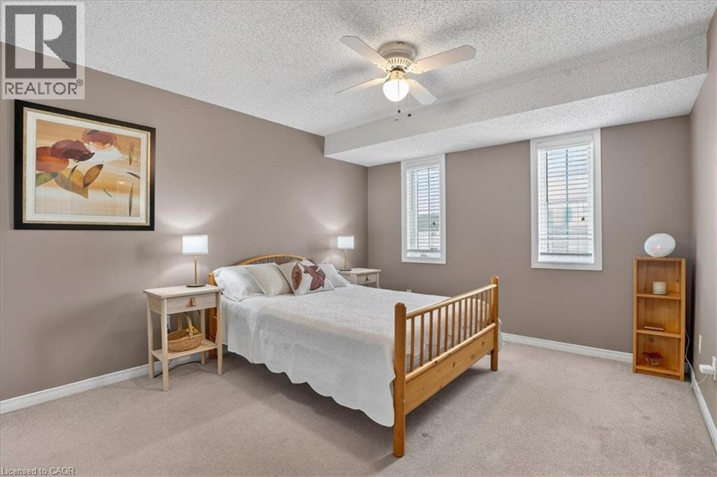 636 GRANGE Crescent thumbnail 25