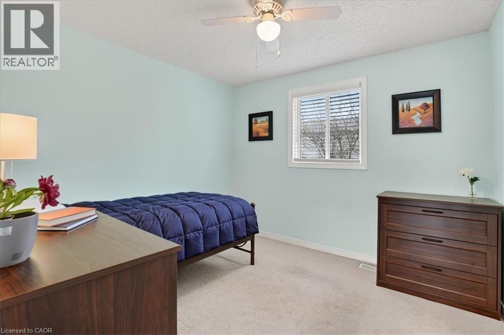 636 GRANGE Crescent thumbnail 31