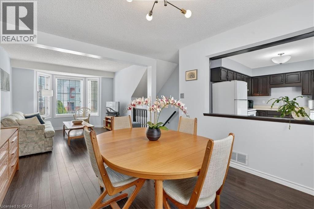 636 GRANGE Crescent thumbnail 13