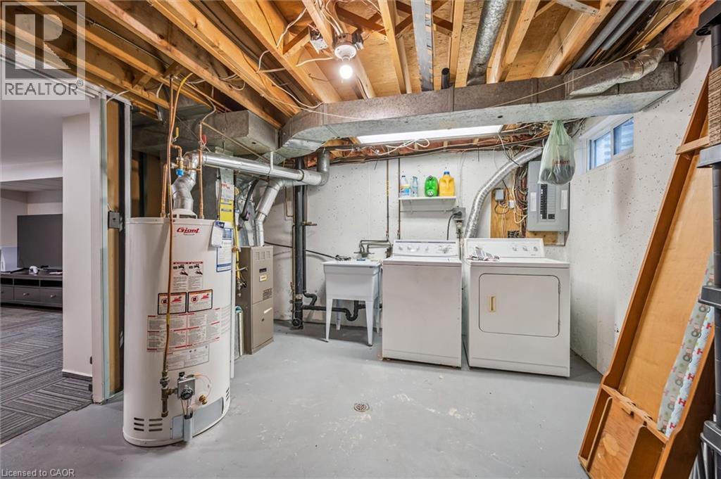 165 GREEN VALLEY Drive Unit# 14 thumbnail 19