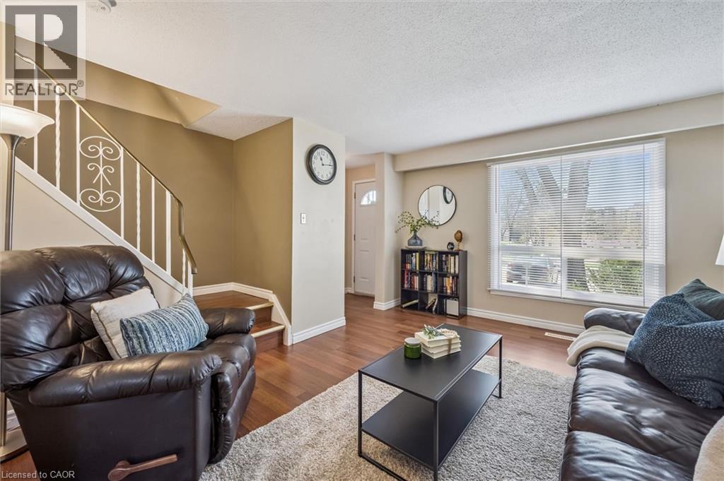 165 GREEN VALLEY Drive Unit# 14 thumbnail 7