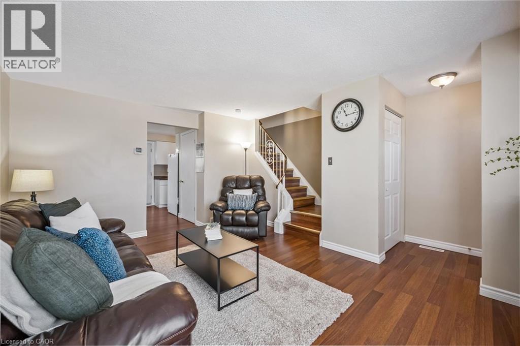 165 GREEN VALLEY Drive Unit# 14 thumbnail 8