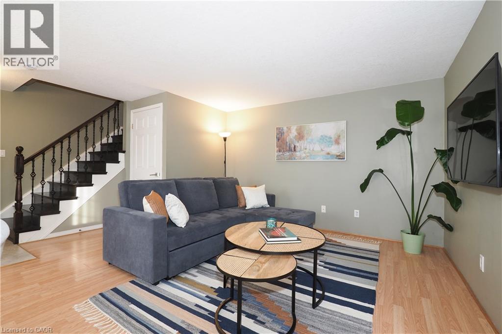 75 DONNENWERTH Drive thumbnail 2