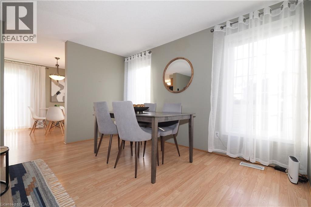 75 DONNENWERTH Drive thumbnail 3