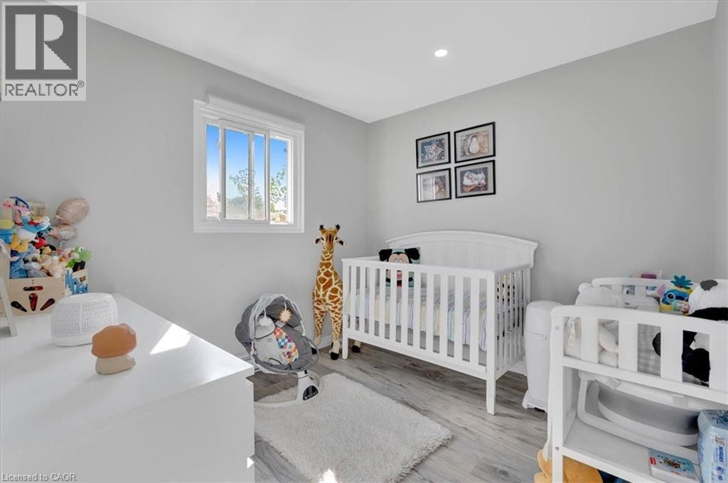 168 SILVER ASPEN Crescent thumbnail 15