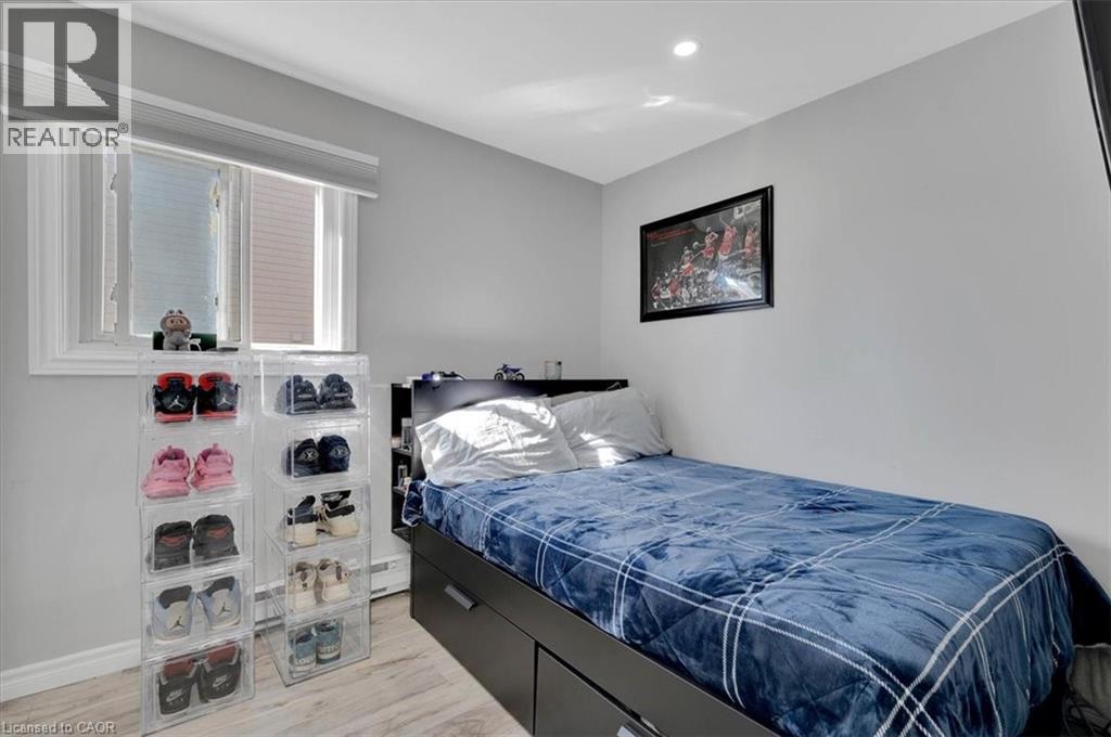 168 SILVER ASPEN Crescent thumbnail 16