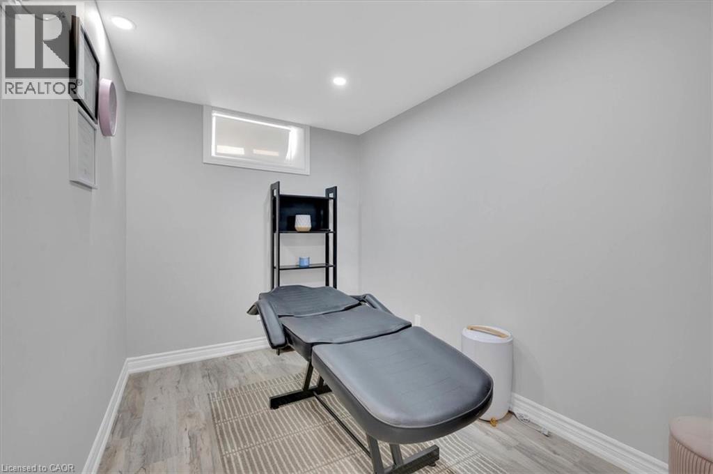 168 SILVER ASPEN Crescent thumbnail 21