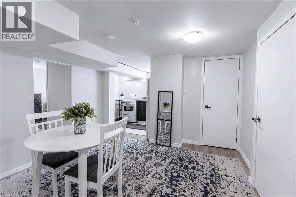 110 LORNE Crescent thumbnail 24